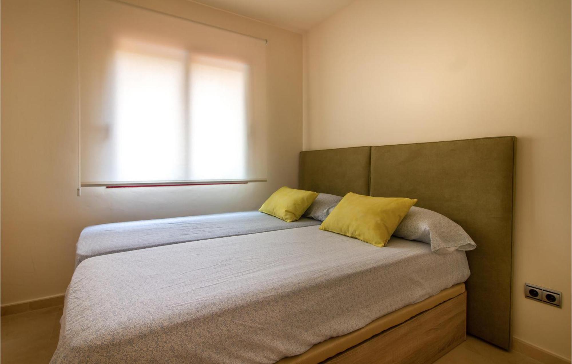 Lovely Apartment In Los Alcazares With Kitchen Extérieur photo